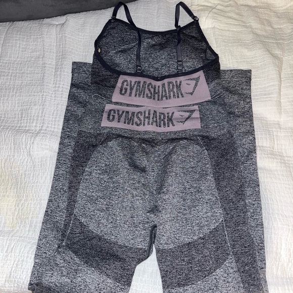 Gymshark Gray Sports Bra and Leggings Set - Picture 2 of 8